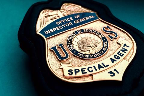 Special agent badge